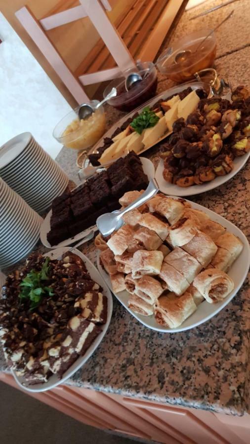 Hotel Carmen International - Fost Becali